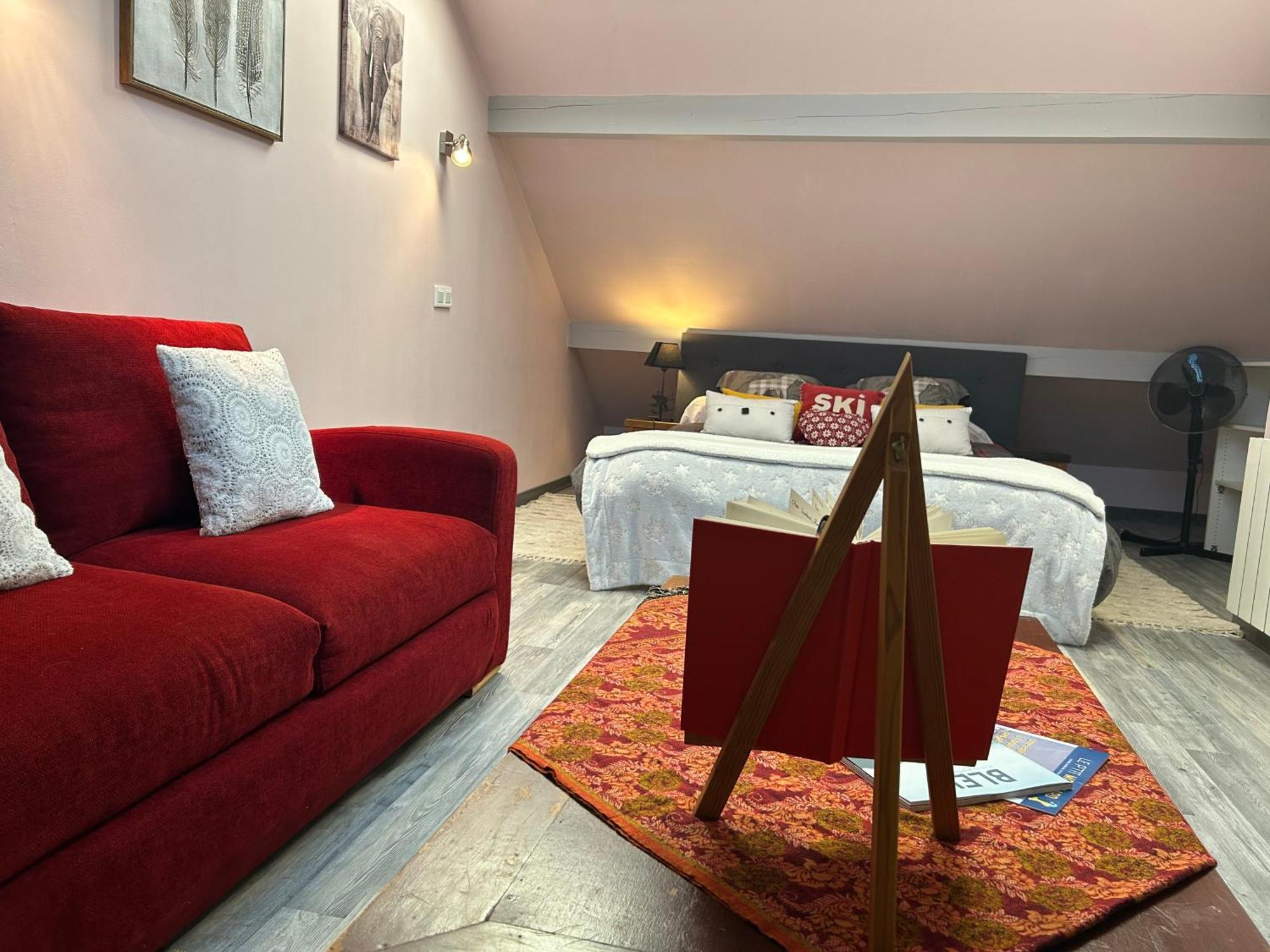 A La Marc'Quize Chambres D'Hotes, Petit Dejeuner Compris, Avec Piscine A Debordement En Exterieur, Bain Nordique A 38 Degres En Prestation Supplement Sur Reservation Horaire Anticipee 1 Place De Parking Gratuite Sur Place Mouxy ภายนอก รูปภาพ
