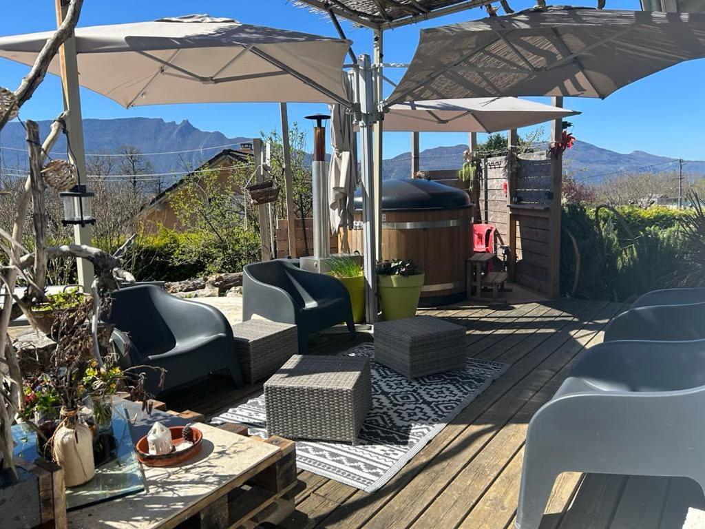 A La Marc'Quize Chambres D'Hotes, Petit Dejeuner Compris, Avec Piscine A Debordement En Exterieur, Bain Nordique A 38 Degres En Prestation Supplement Sur Reservation Horaire Anticipee 1 Place De Parking Gratuite Sur Place Mouxy ภายนอก รูปภาพ