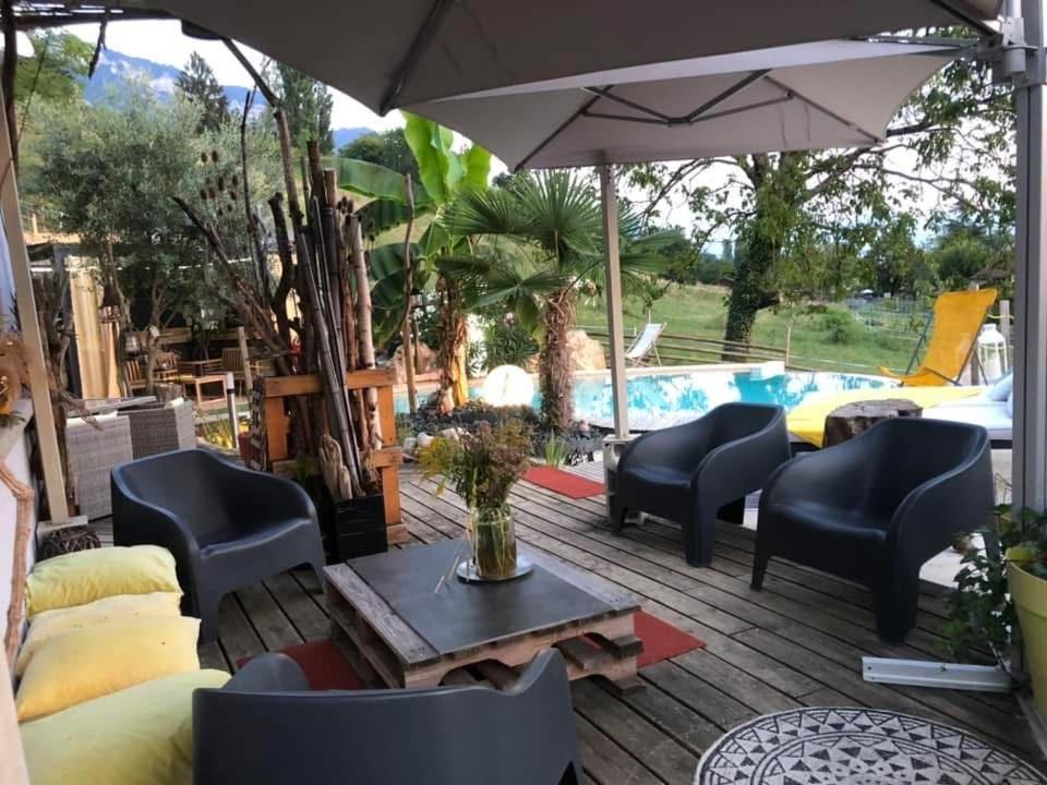 A La Marc'Quize Chambres D'Hotes, Petit Dejeuner Compris, Avec Piscine A Debordement En Exterieur, Bain Nordique A 38 Degres En Prestation Supplement Sur Reservation Horaire Anticipee 1 Place De Parking Gratuite Sur Place Mouxy ภายนอก รูปภาพ